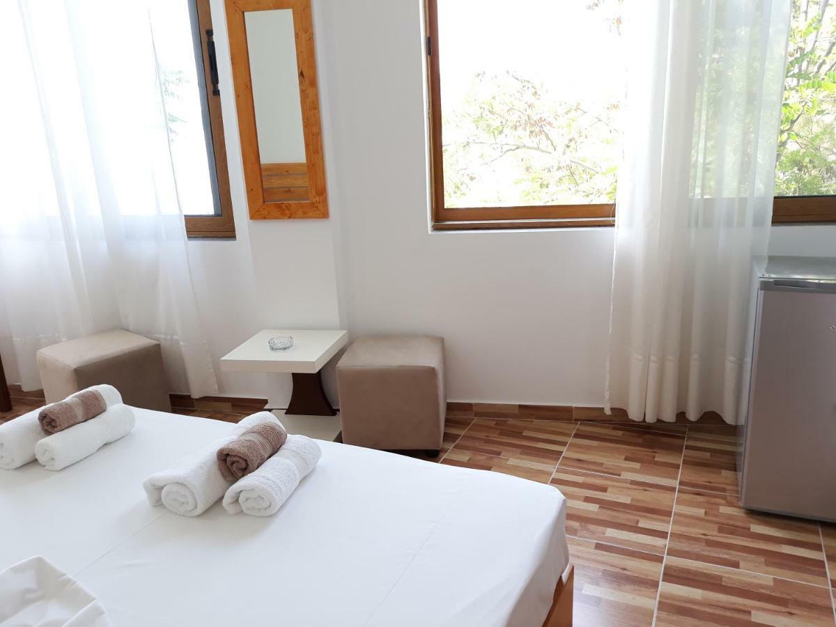 Beleris Rooms Хімара Екстер'єр фото